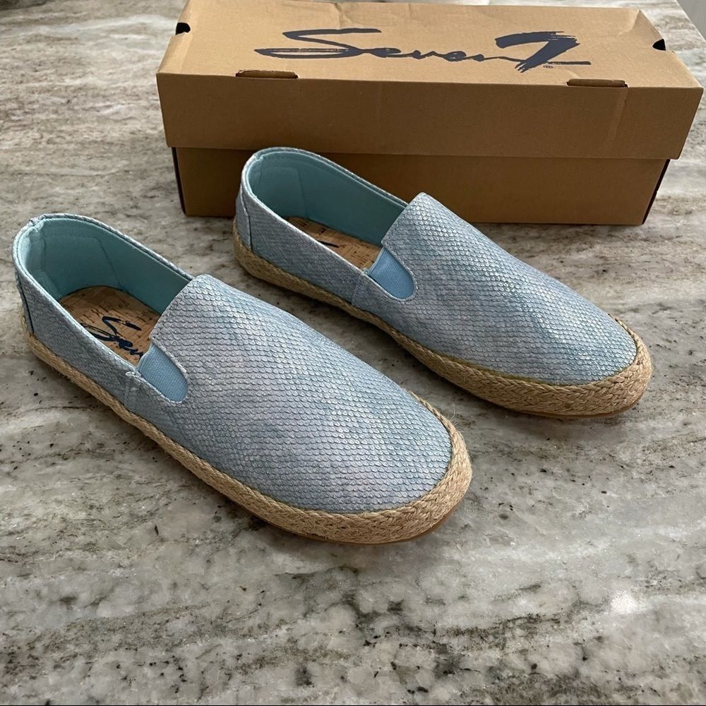 NWT Seven 7 Cape Azul Espadrilles Size 8